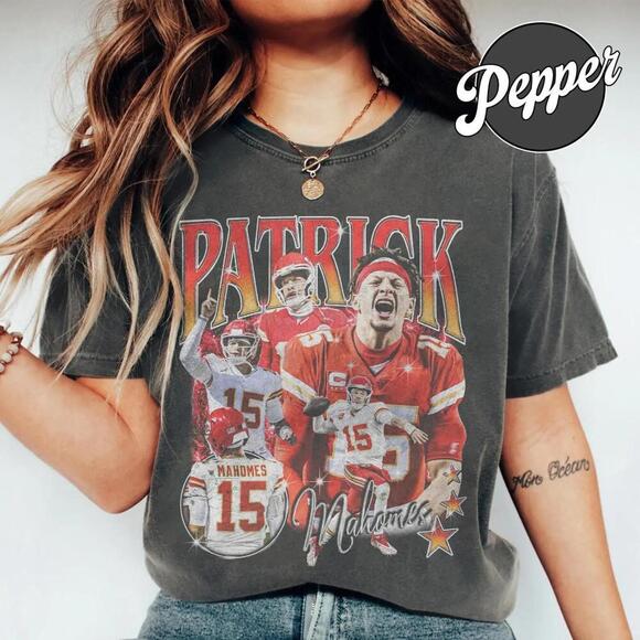 Tops - Bootleg Patrick Mahomes Football Gameday Graphic T-Shirt